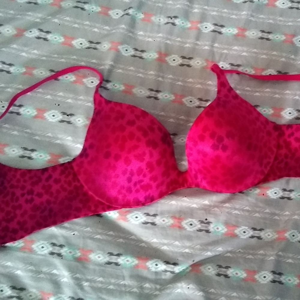 victoria secret, pink, cheetah, pushup bra